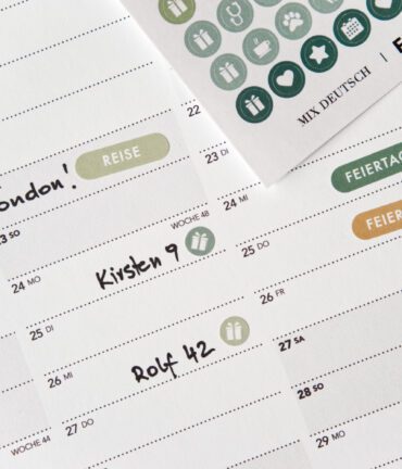 Follygraph wall calendar stickers 2026 2027 kalendarz scienny planer scienny