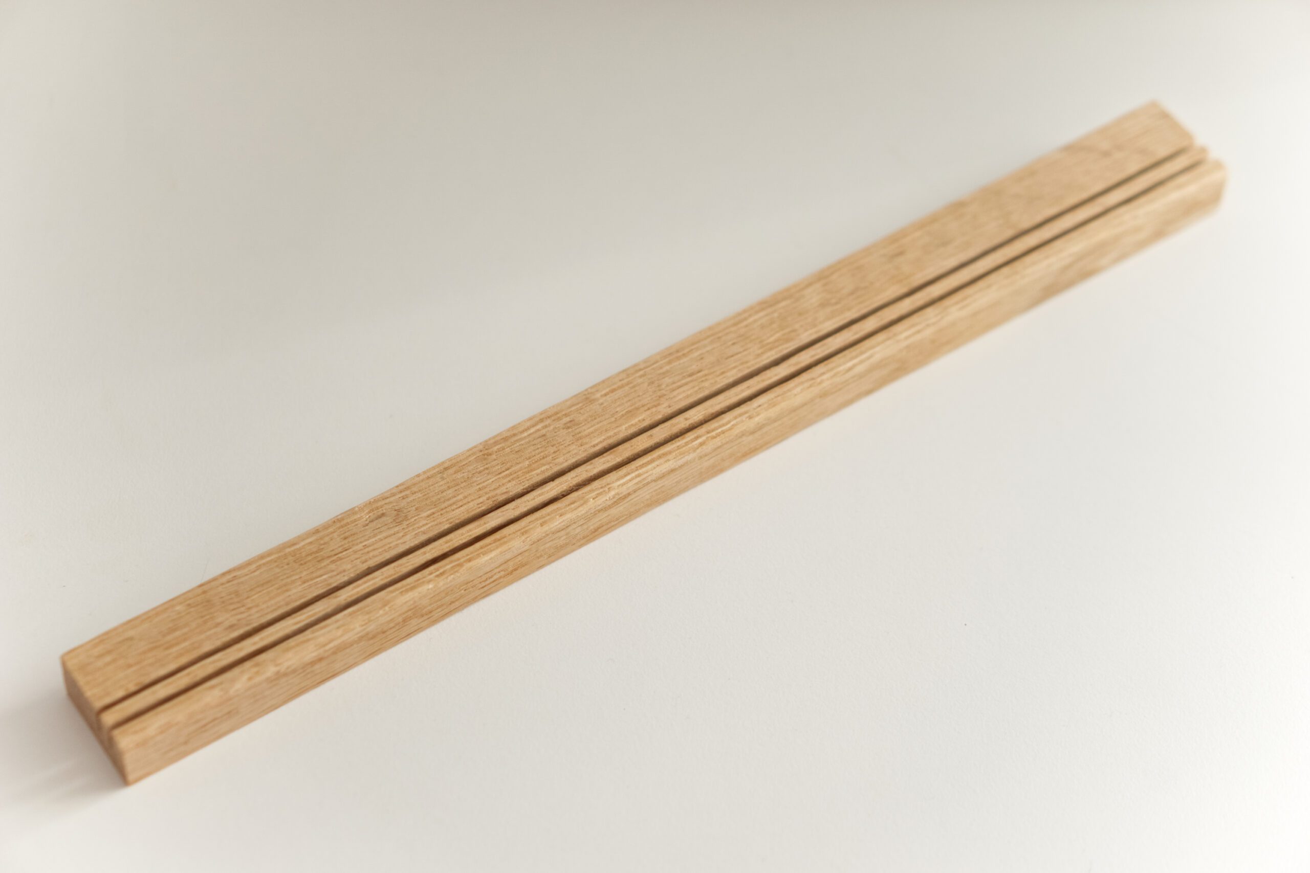 kalendarz biurkowy 2026 A5 elegancki debowa podstawka stojak Follygraph minimalistyczny